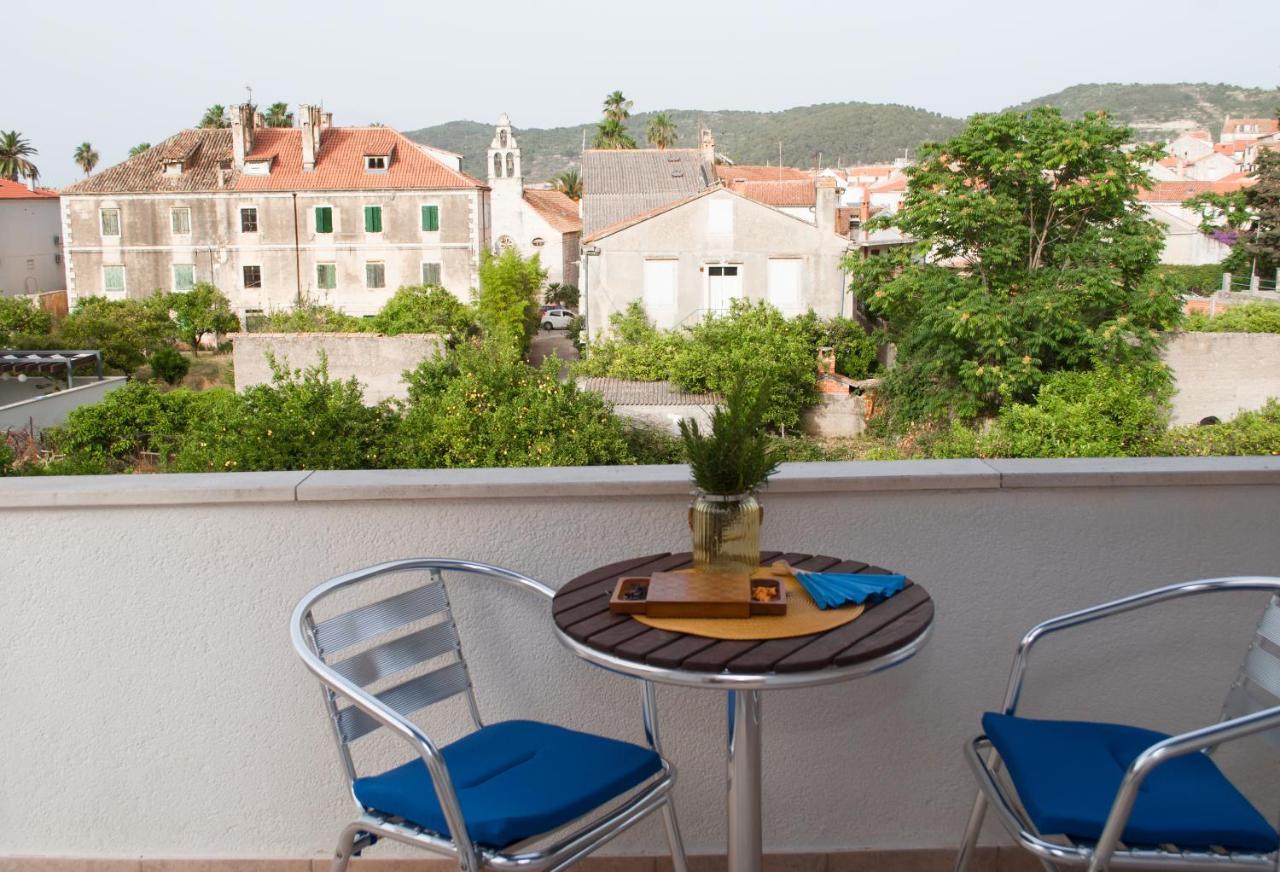 Apartments Dilk Вис Экстерьер фото