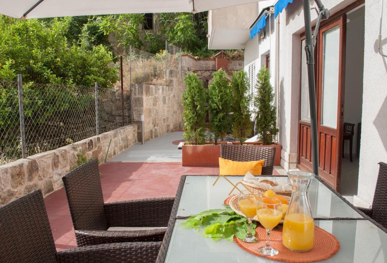 Apartments Dilk Вис Экстерьер фото