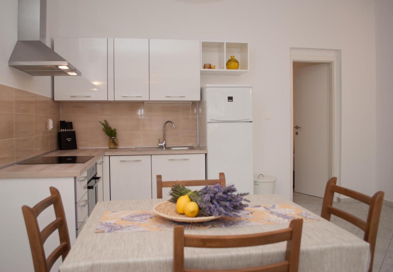 Apartments Dilk Вис Экстерьер фото