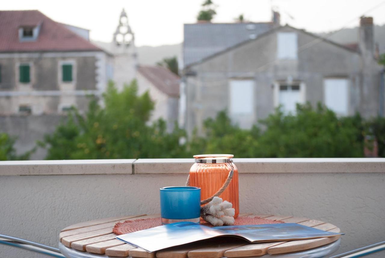 Apartments Dilk Вис Экстерьер фото
