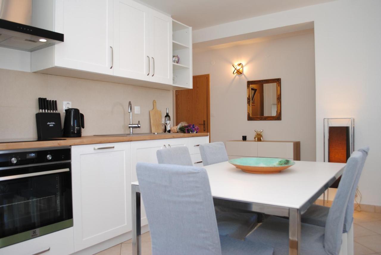 Apartments Dilk Вис Экстерьер фото
