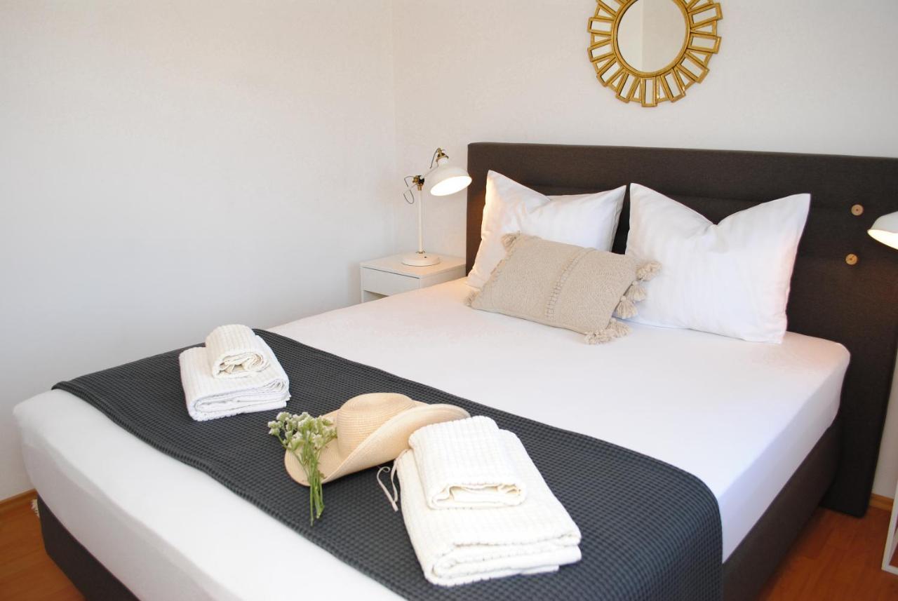 Apartments Dilk Вис Экстерьер фото