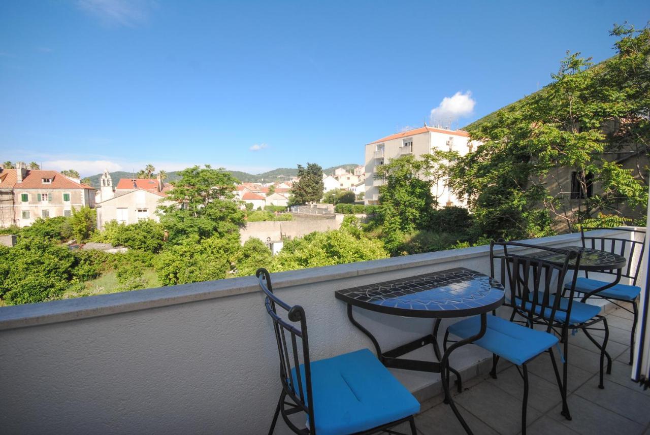 Apartments Dilk Вис Экстерьер фото