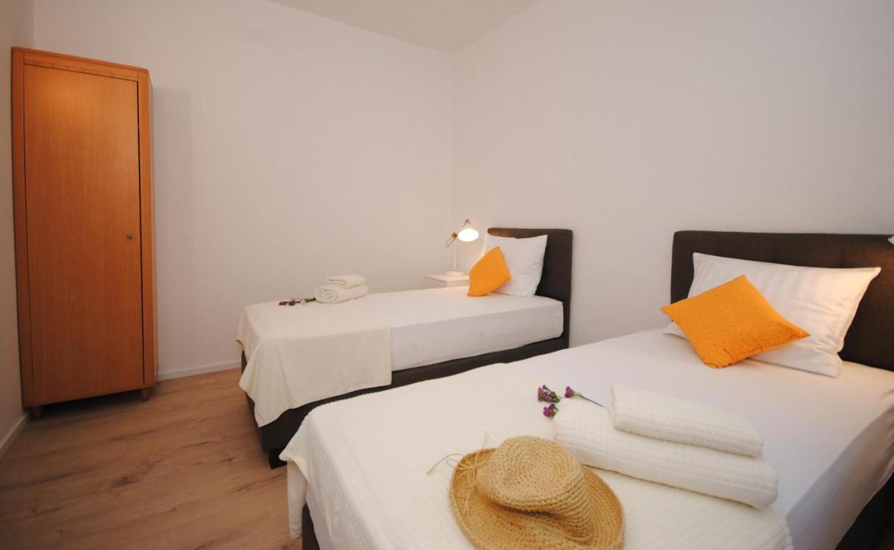 Apartments Dilk Вис Экстерьер фото